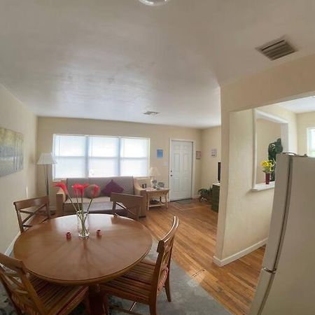 Private One-Bedroom 6 -Directly Across From Beach St. Pete Beach Luaran gambar